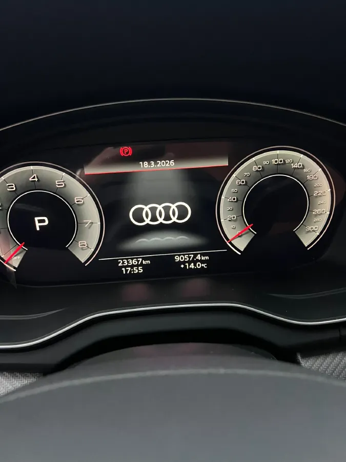 2021 Audi Q5L 2.0T 190HP L4 7DCT,autocango,china used car exporter,china ev exporter,chinese used car exporter,chinese used ev exporter