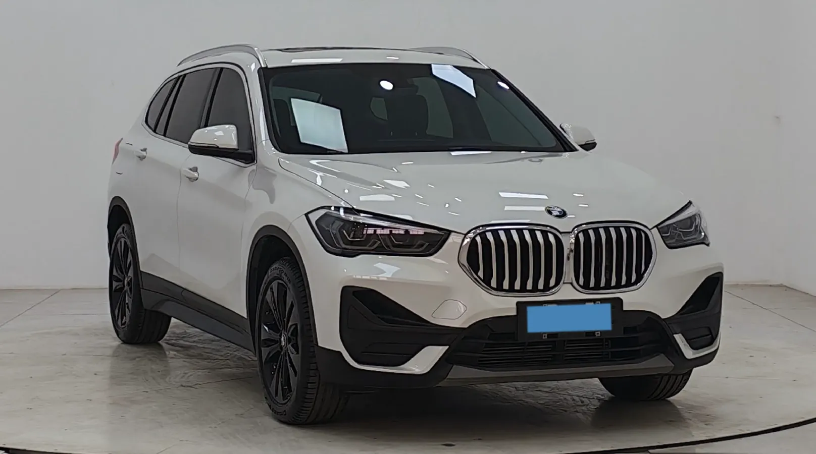 2022 BMW X1 1.5T 140HP L3 7DCT,autocango,china used car exporter,china ev exporter,chinese used car exporter,chinese used ev exporter