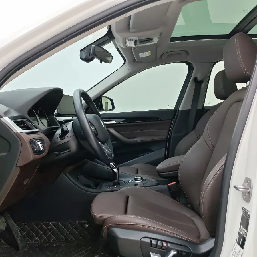 2022 BMW X1 1.5T 140HP L3 7DCT,autocango,china used car exporter,china ev exporter,chinese used car exporter,chinese used ev exporter