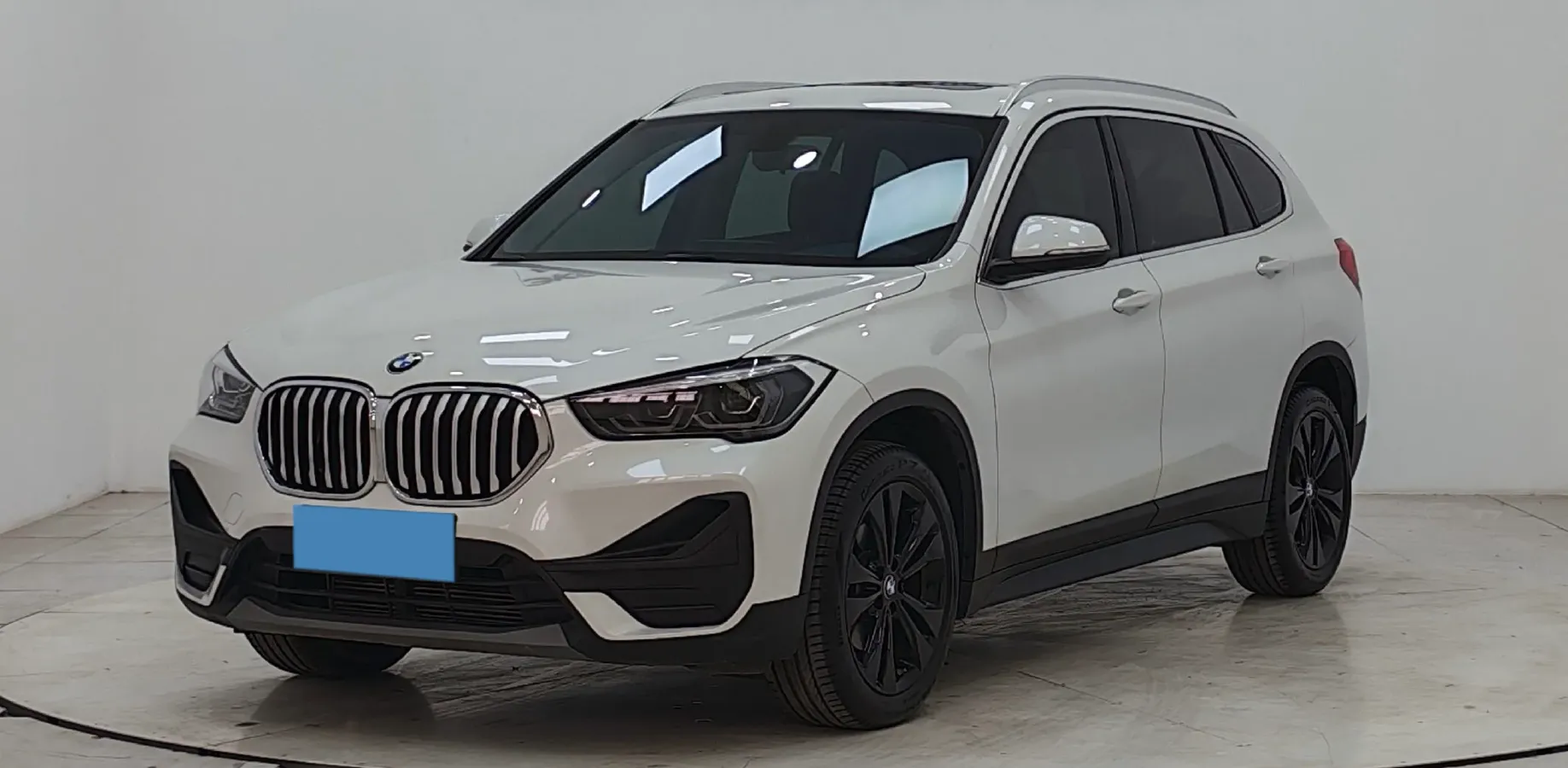 2022 BMW X1 1.5T 140HP L3 7DCT,autocango,china used car exporter,china ev exporter,chinese used car exporter,chinese used ev exporter