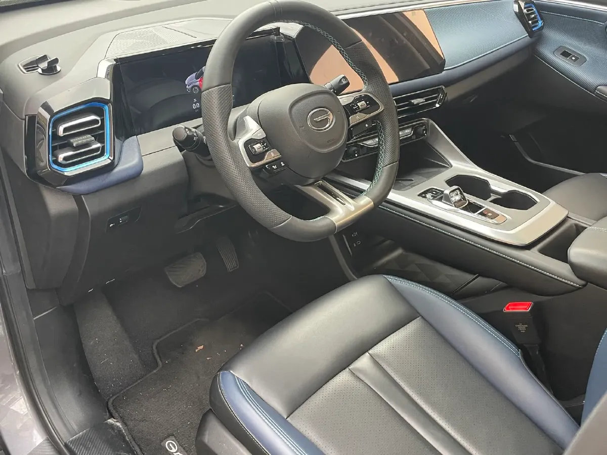 2023 GAC Trumpchi GS3 1.5T 177HP L4 7DCT,autocango,china used car exporter,china ev exporter,chinese used car exporter,chinese used ev exporter