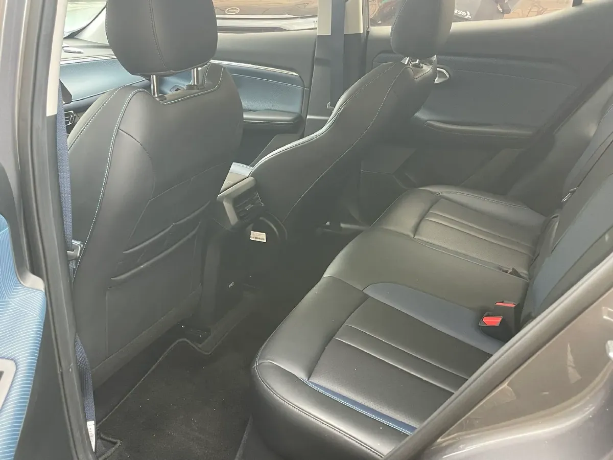 2023 GAC Trumpchi GS3 1.5T 177HP L4 7DCT,autocango,china used car exporter,china ev exporter,chinese used car exporter,chinese used ev exporter