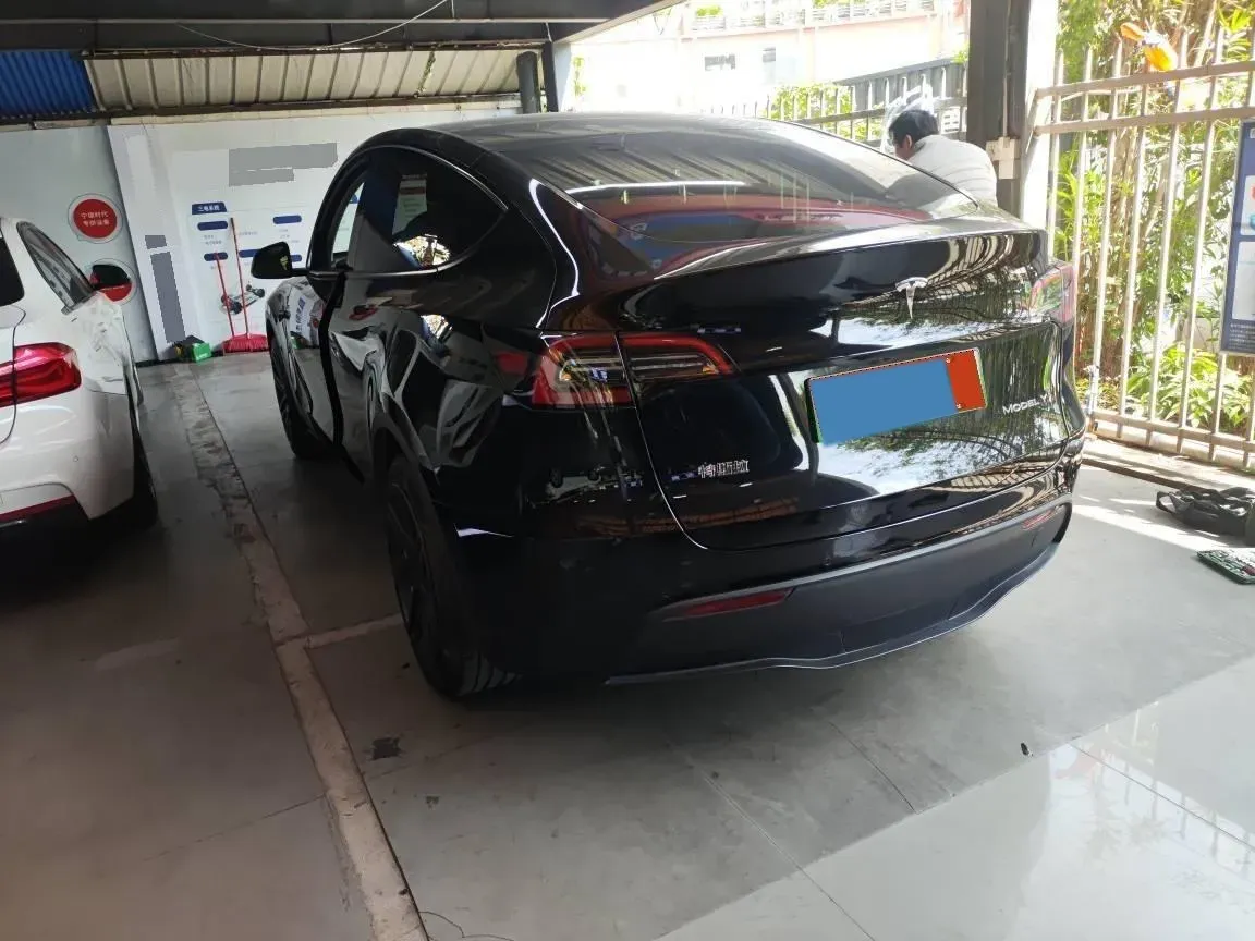 2022 Tesla Model Y BEV 60KWH,autocango,china used car exporter,china ev exporter,chinese used car exporter,chinese used ev exporter