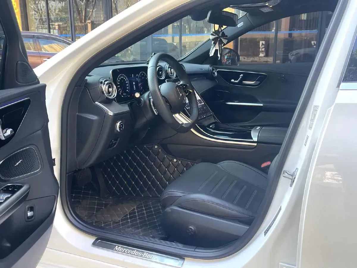 2023 Mercedes-Benz C Class 1.5T 204HP L4 9AT,autocango,china used car exporter,china ev exporter,chinese used car exporter,chinese used ev exporter