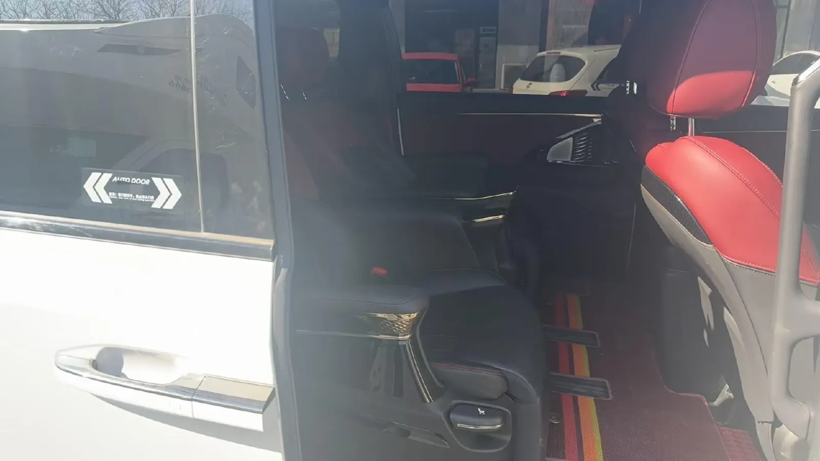 2023 GAC Trumpchi M8 2.0T 252HP L4 8AT,autocango,china used car exporter,china ev exporter,chinese used car exporter,chinese used ev exporter