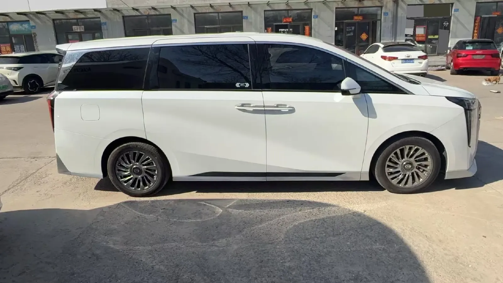 2023 GAC Trumpchi M8 2.0T 252HP L4 8AT,autocango,china used car exporter,china ev exporter,chinese used car exporter,chinese used ev exporter