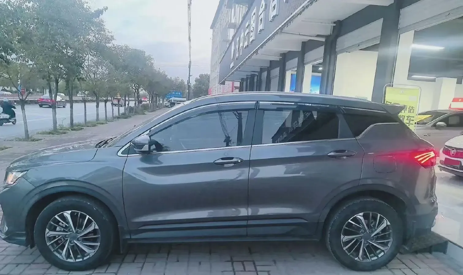 2021 Geely Coolray 1.4T 141HP L4 6DCT,autocango,china used car exporter,china ev exporter,chinese used car exporter,chinese used ev exporter