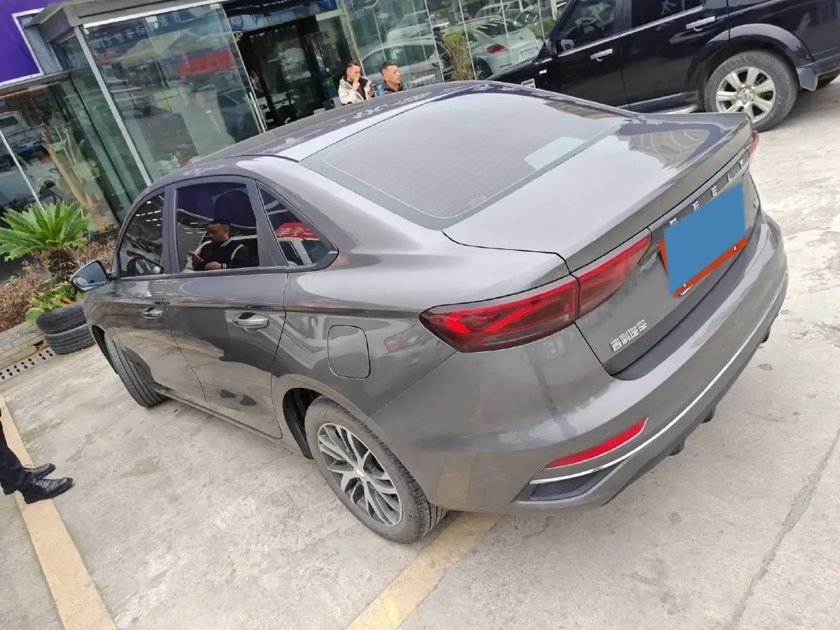2023 Geely Emgrand 1.5L 127HP L4 5MT,autocango,china used car exporter,china ev exporter,chinese used car exporter,chinese used ev exporter