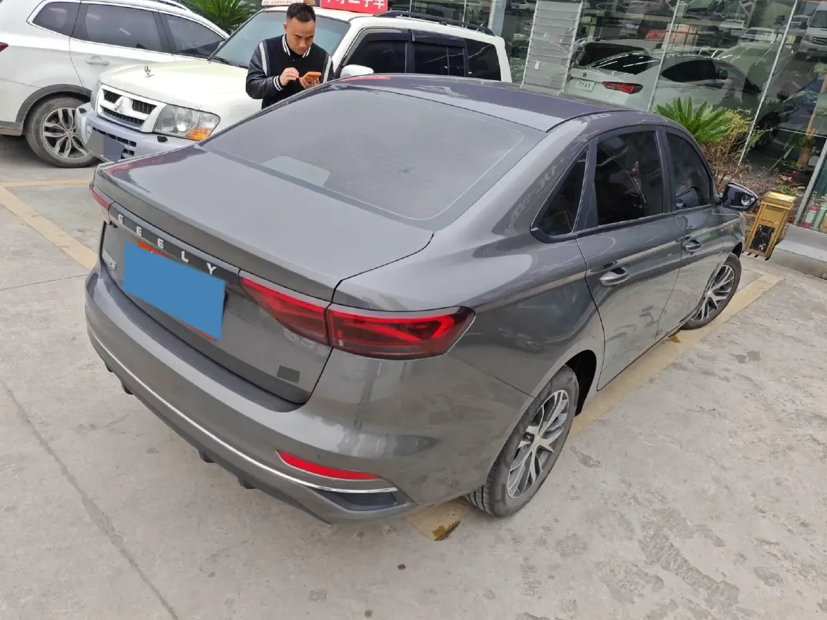 2023 Geely Emgrand 1.5L 127HP L4 5MT,autocango,china used car exporter,china ev exporter,chinese used car exporter,chinese used ev exporter