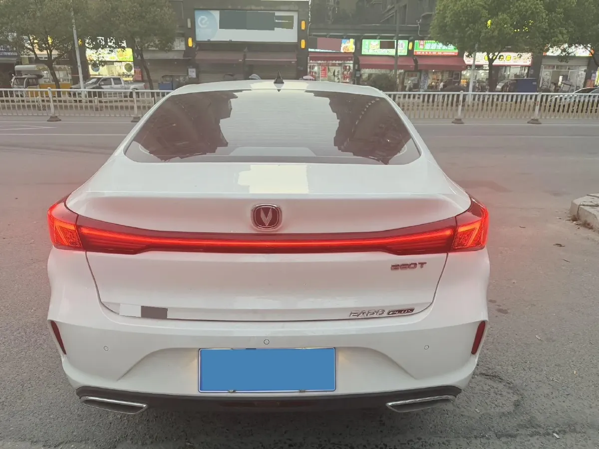 2024 ChangAn Eado 1.4T 160HP L4 7DCT,autocango,china used car exporter,china ev exporter,chinese used car exporter,chinese used ev exporter