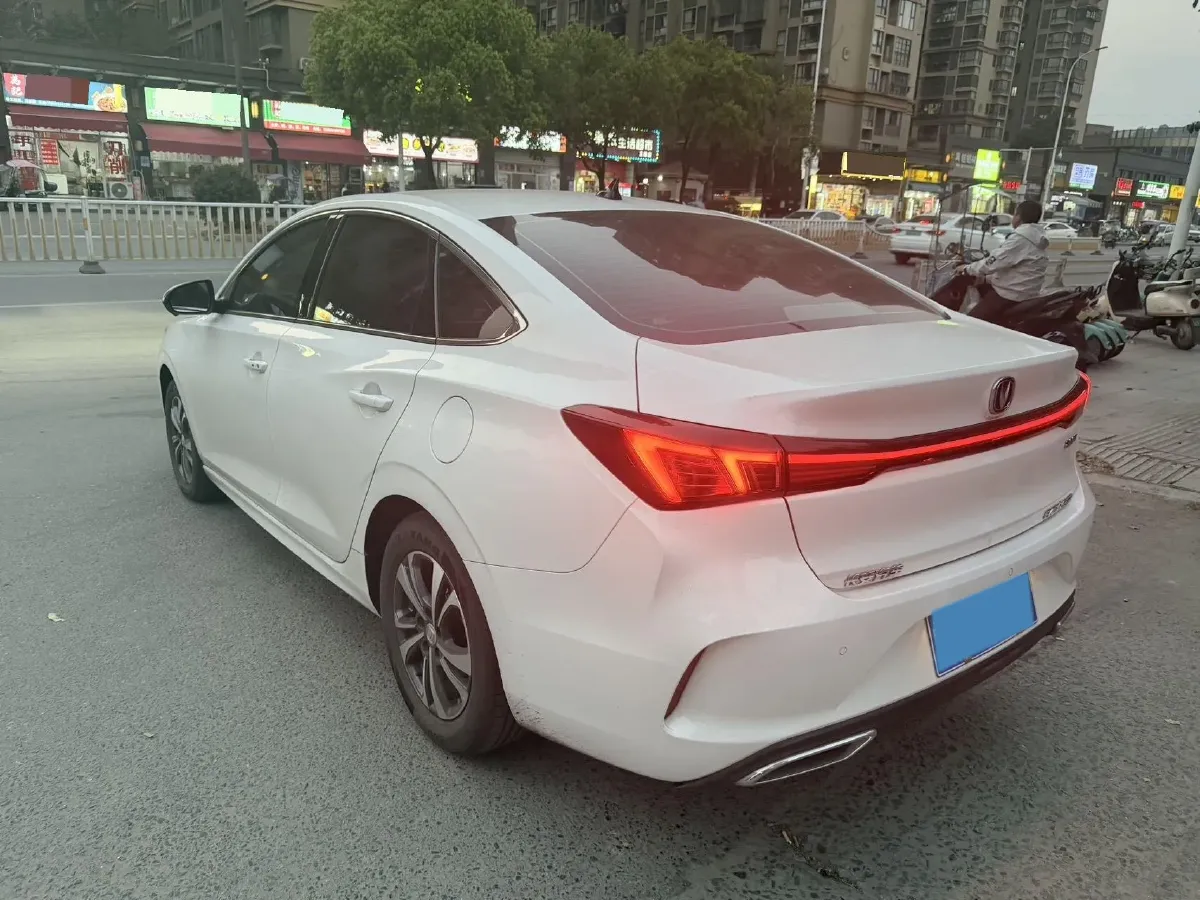 2024 ChangAn Eado 1.4T 160HP L4 7DCT,autocango,china used car exporter,china ev exporter,chinese used car exporter,chinese used ev exporter