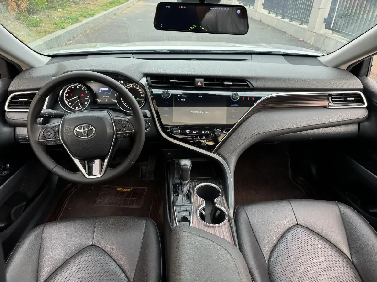 2019 Toyota Camry 2.5L 209HP L4 8AT,autocango,china used car exporter,china ev exporter,chinese used car exporter,chinese used ev exporter