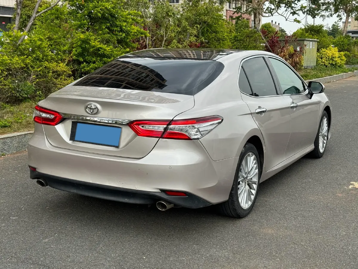 2019 Toyota Camry 2.5L 209HP L4 8AT,autocango,china used car exporter,china ev exporter,chinese used car exporter,chinese used ev exporter