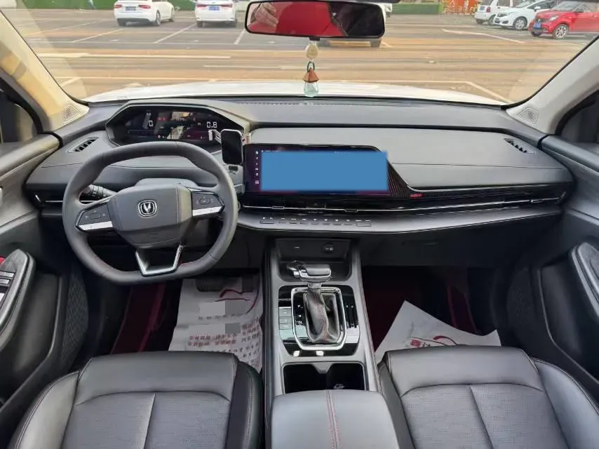 2022 ChangAn CS55 Plus 1.5T 180HP L4 7DCT,autocango,china used car exporter,china ev exporter,chinese used car exporter,chinese used ev exporter