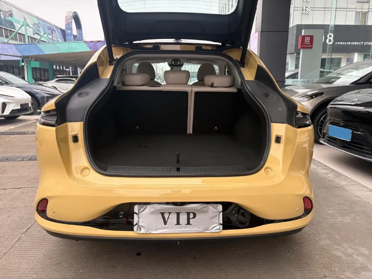 2023 IM LS6 BEV 71KWH,autocango,china used car exporter,china ev exporter,chinese used car exporter,chinese used ev exporter