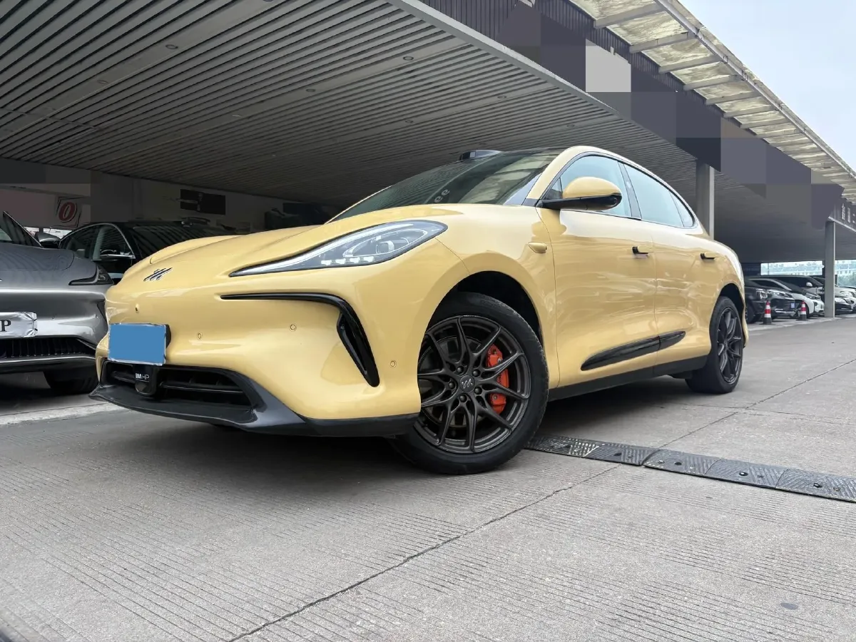 2023 IM LS6 BEV 71KWH,autocango,china used car exporter,china ev exporter,chinese used car exporter,chinese used ev exporter