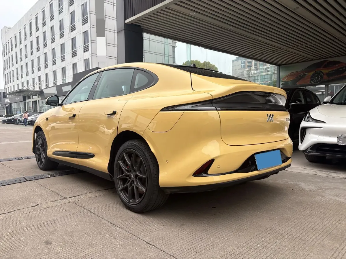 2023 IM LS6 BEV 71KWH,autocango,china used car exporter,china ev exporter,chinese used car exporter,chinese used ev exporter