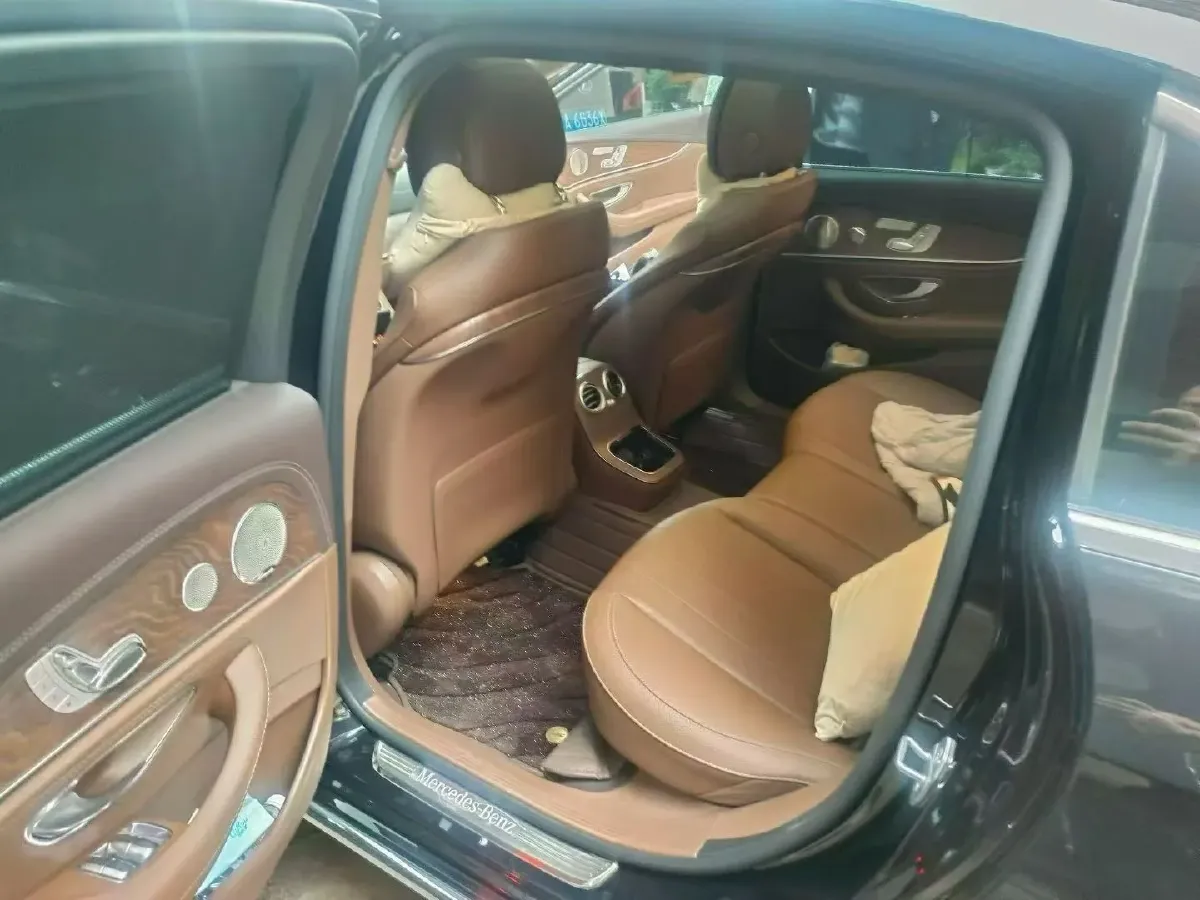 2023 Mercedes-Benz E Class 2.0T 258HP L4 9AT,autocango,china used car exporter,china ev exporter,chinese used car exporter,chinese used ev exporter