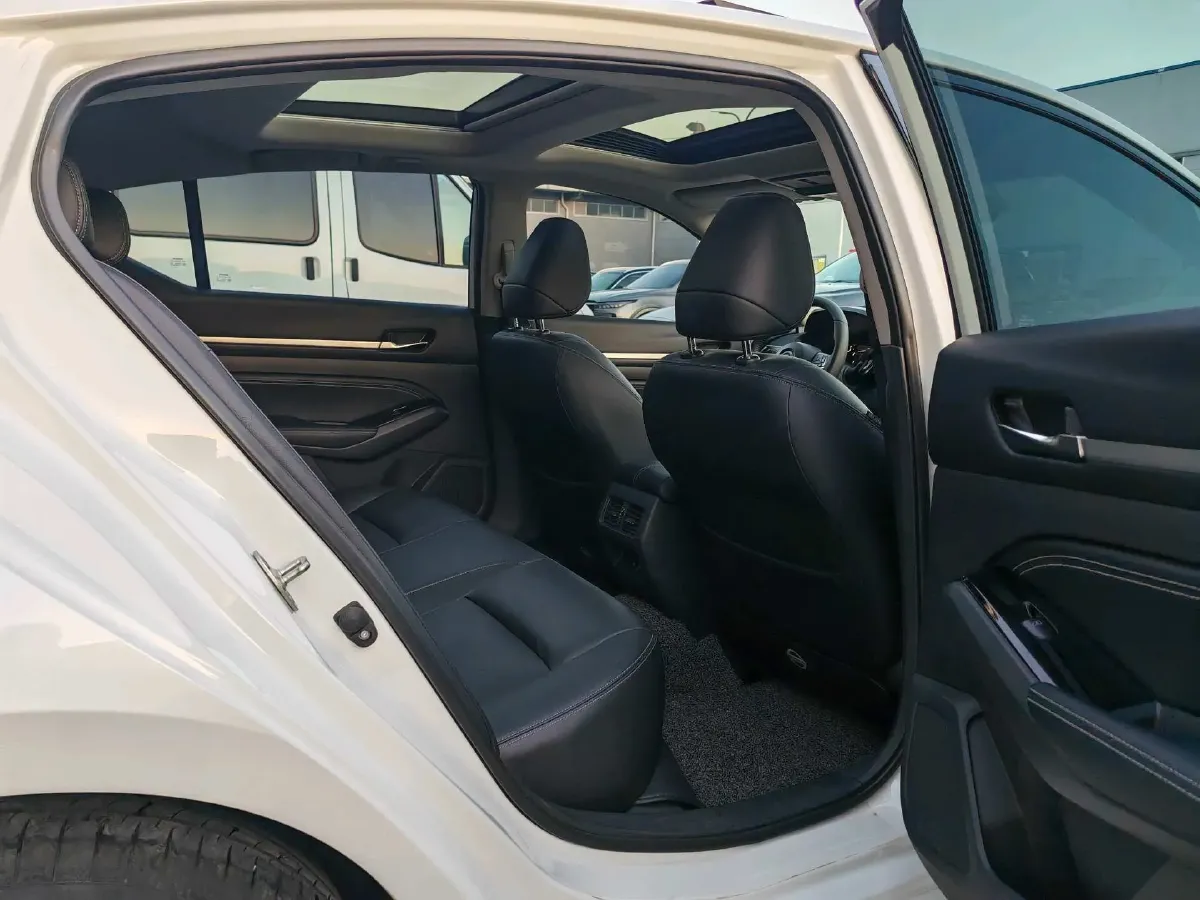 2022 Nissan Teana 2.0L 156HP L4 CVT,autocango,china used car exporter,china ev exporter,chinese used car exporter,chinese used ev exporter