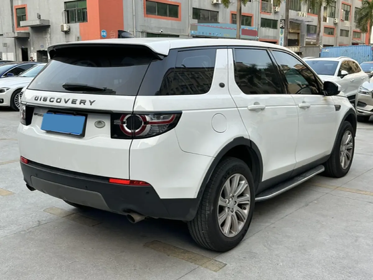 2018 Land Rover Discovery Sport 2.0T 241HP L4 9AT,autocango,china used car exporter,china ev exporter,chinese used car exporter,chinese used ev exporter