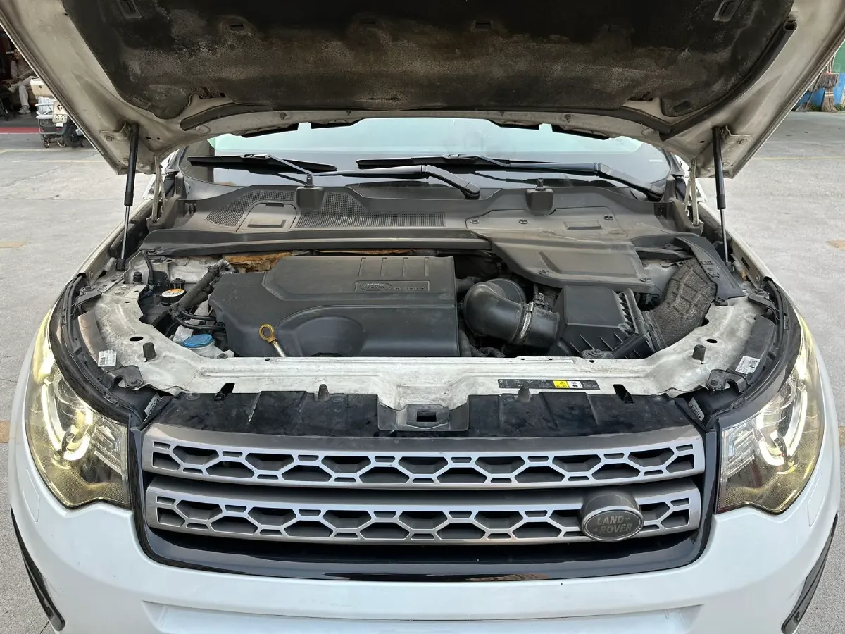 2018 Land Rover Discovery Sport 2.0T 241HP L4 9AT,autocango,china used car exporter,china ev exporter,chinese used car exporter,chinese used ev exporter