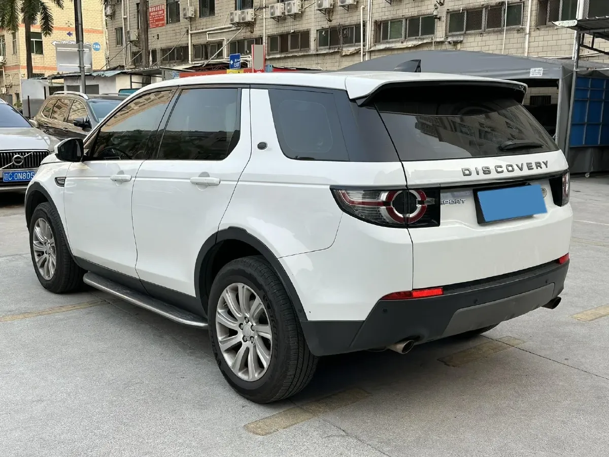 2018 Land Rover Discovery Sport 2.0T 241HP L4 9AT,autocango,china used car exporter,china ev exporter,chinese used car exporter,chinese used ev exporter