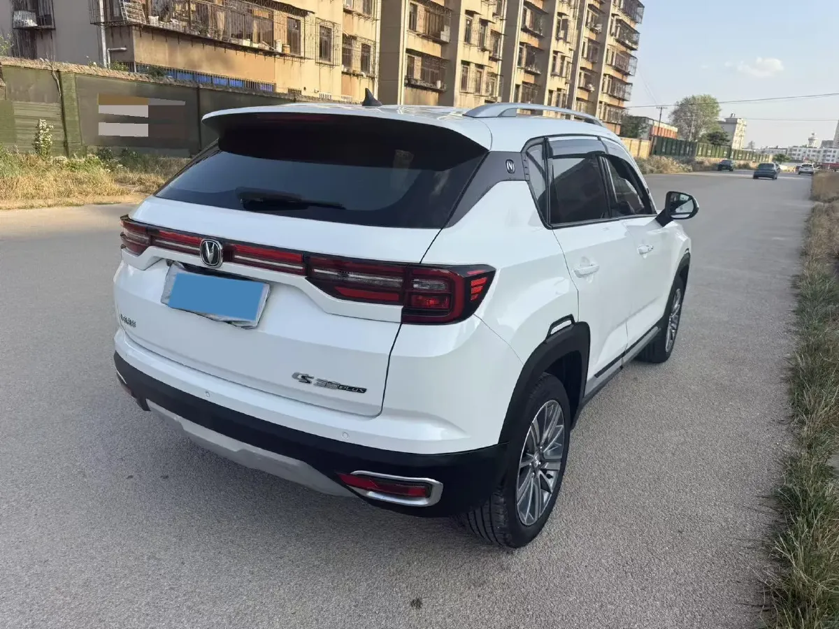 2018 ChangAn CS35 Plus 1.6L 128HP L4 6AT,autocango,china used car exporter,china ev exporter,chinese used car exporter,chinese used ev exporter