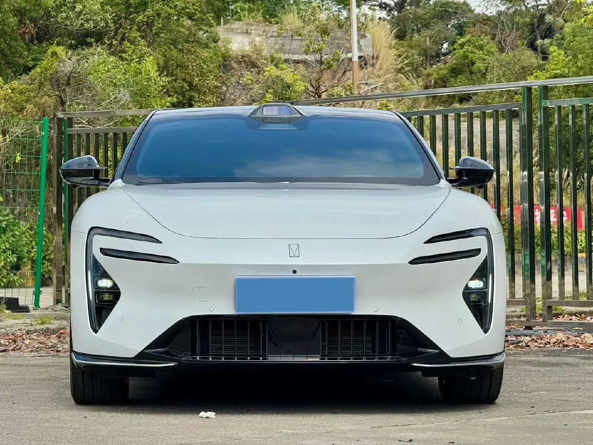 2025 Avatr 06 BEV,autocango,china used car exporter,china ev exporter,chinese used car exporter,chinese used ev exporter