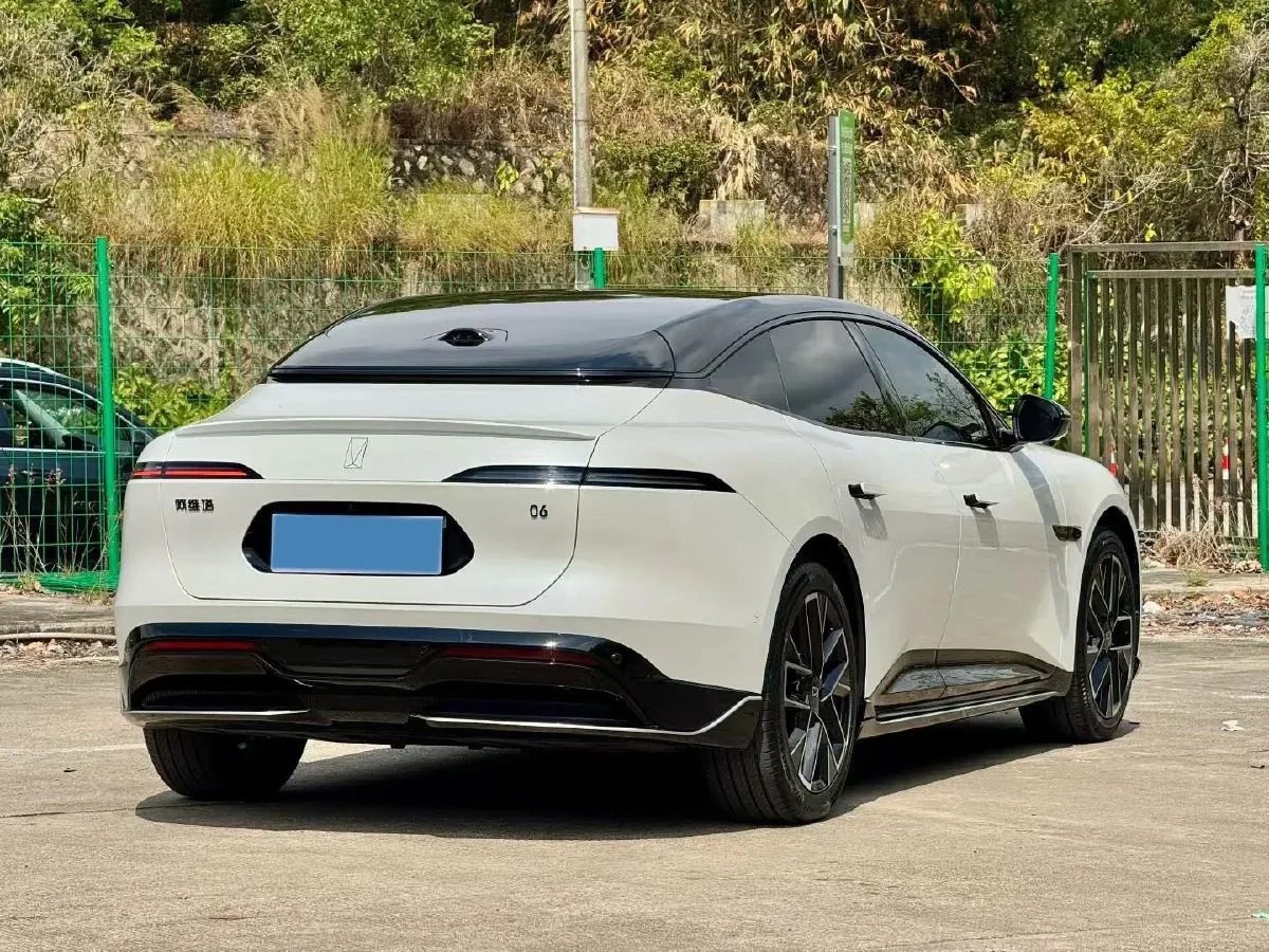 2025 Avatr 06 BEV,autocango,china used car exporter,china ev exporter,chinese used car exporter,chinese used ev exporter