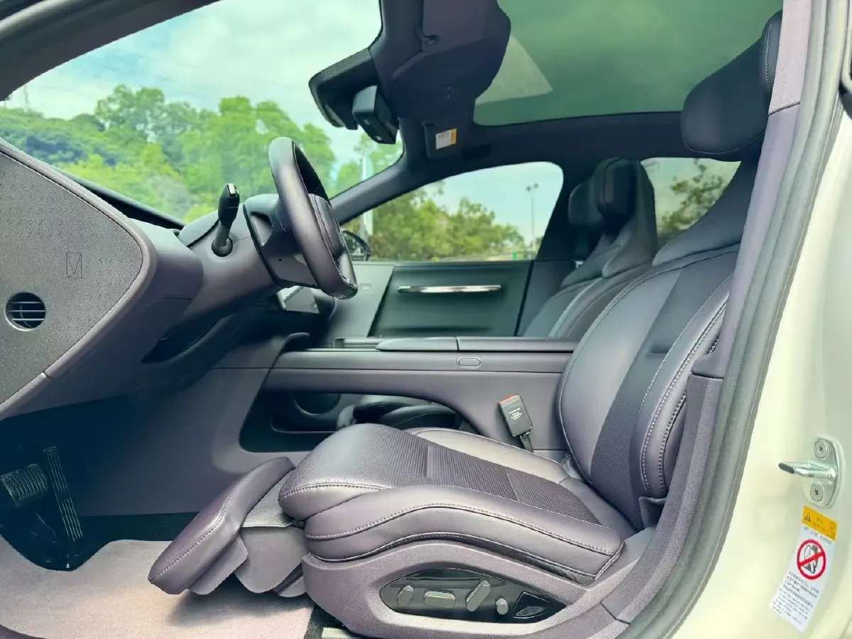 2025 Avatr 06 BEV,autocango,china used car exporter,china ev exporter,chinese used car exporter,chinese used ev exporter