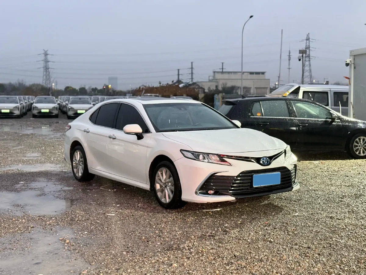 2023 Toyota Camry 2.5L 178HP L4 E-CVT Hybrid,autocango,china used car exporter,china ev exporter,chinese used car exporter,chinese used ev exporter