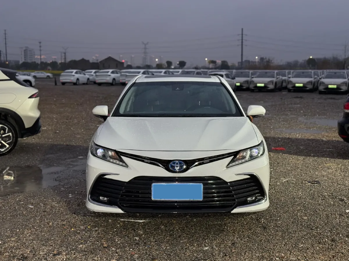 2023 Toyota Camry 2.5L 178HP L4 E-CVT Hybrid,autocango,china used car exporter,china ev exporter,chinese used car exporter,chinese used ev exporter