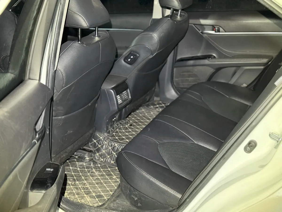 2023 Toyota Camry 2.5L 178HP L4 E-CVT Hybrid,autocango,china used car exporter,china ev exporter,chinese used car exporter,chinese used ev exporter