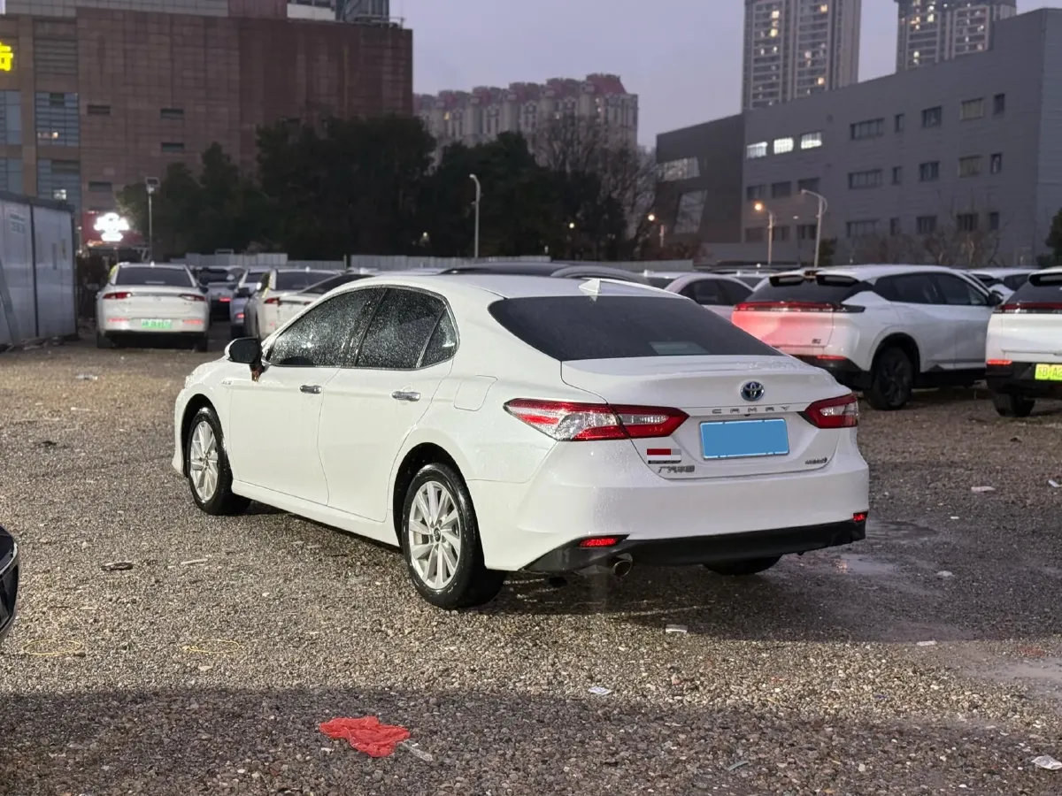 2023 Toyota Camry 2.5L 178HP L4 E-CVT Hybrid,autocango,china used car exporter,china ev exporter,chinese used car exporter,chinese used ev exporter