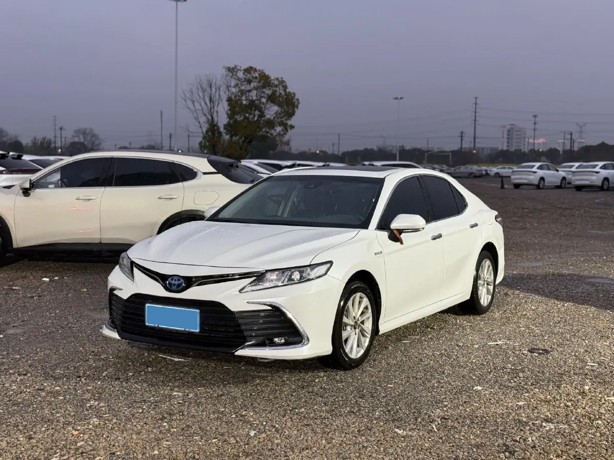 2023 Toyota Camry 2.5L 178HP L4 E-CVT Hybrid,autocango,china used car exporter,china ev exporter,chinese used car exporter,chinese used ev exporter