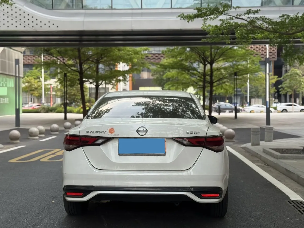 2023 Nissan Sylphy 1.6L 135HP L4 CVT,autocango,china used car exporter,china ev exporter,chinese used car exporter,chinese used ev exporter
