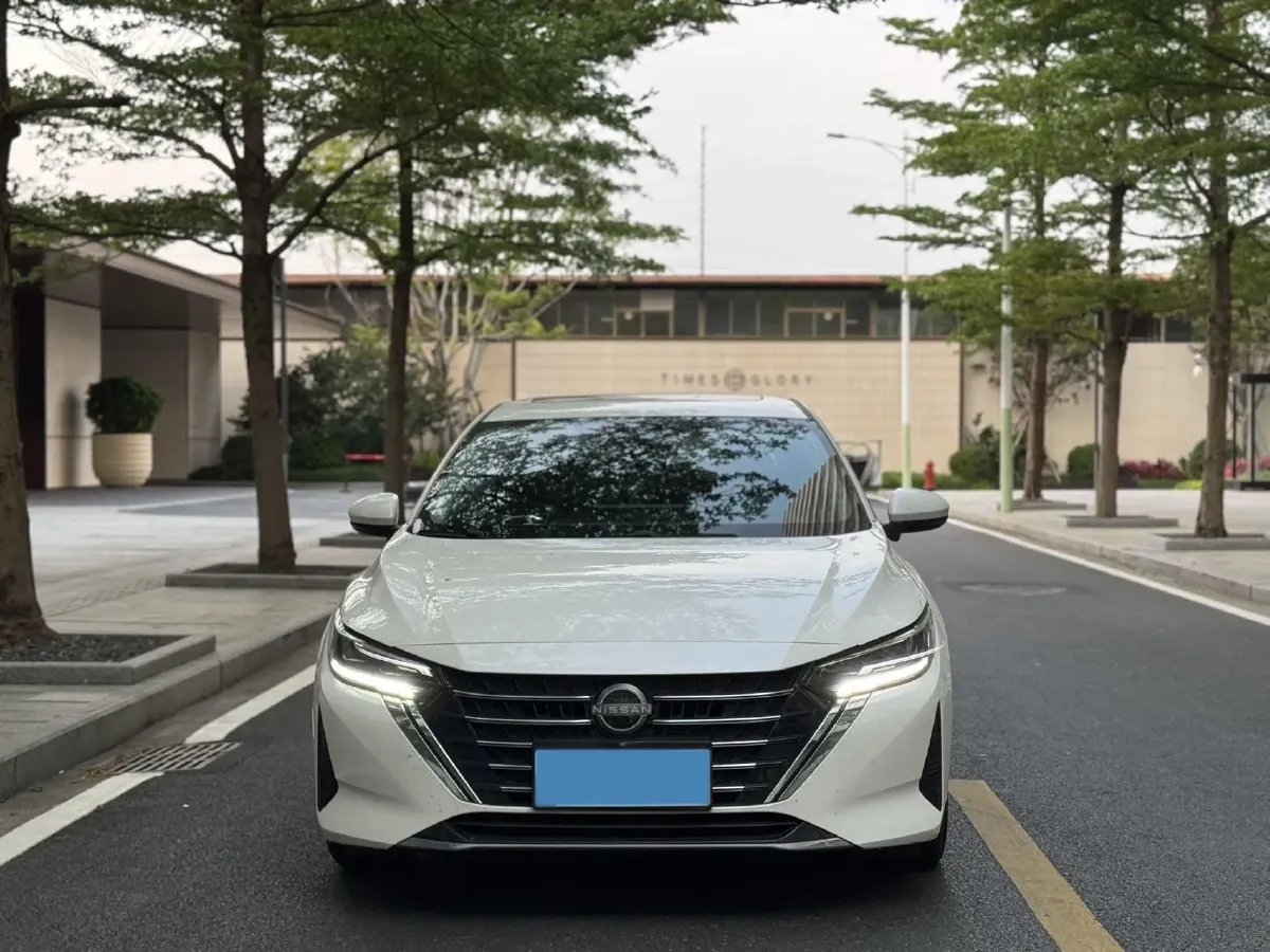 2023 Nissan Sylphy 1.6L 135HP L4 CVT,autocango,china used car exporter,china ev exporter,chinese used car exporter,chinese used ev exporter