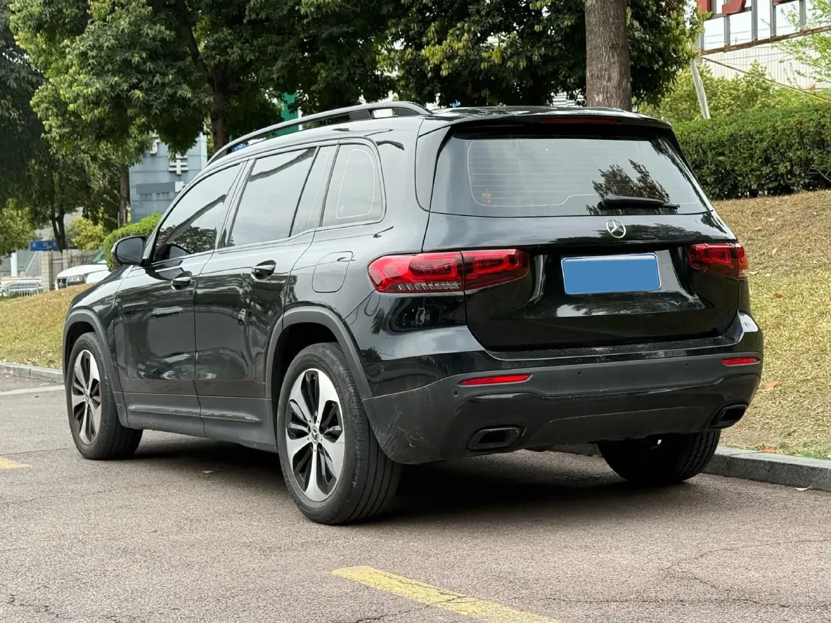 2023 Mercedes-Benz GLB Class 2.0T 190HP L4 8DCT,autocango,china used car exporter,china ev exporter,chinese used car exporter,chinese used ev exporter