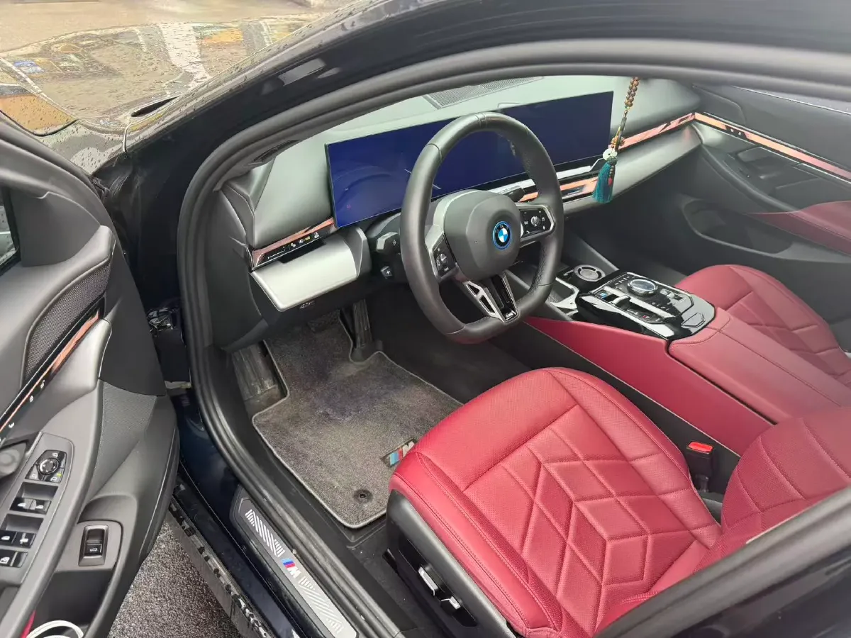 2024 BMW i5 BEV 79.05KWH,autocango,china used car exporter,china ev exporter,chinese used car exporter,chinese used ev exporter