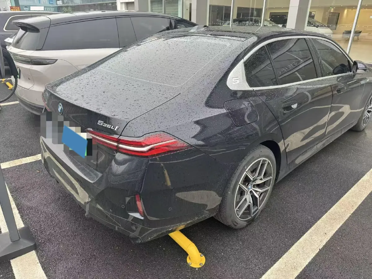 2024 BMW i5 BEV 79.05KWH,autocango,china used car exporter,china ev exporter,chinese used car exporter,chinese used ev exporter