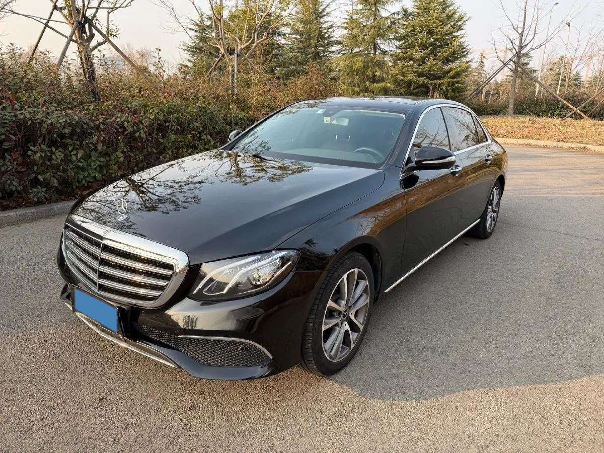 2020 Mercedes-Benz E Class 1.5T 184HP L4 9AT,autocango,china used car exporter,china ev exporter,chinese used car exporter,chinese used ev exporter
