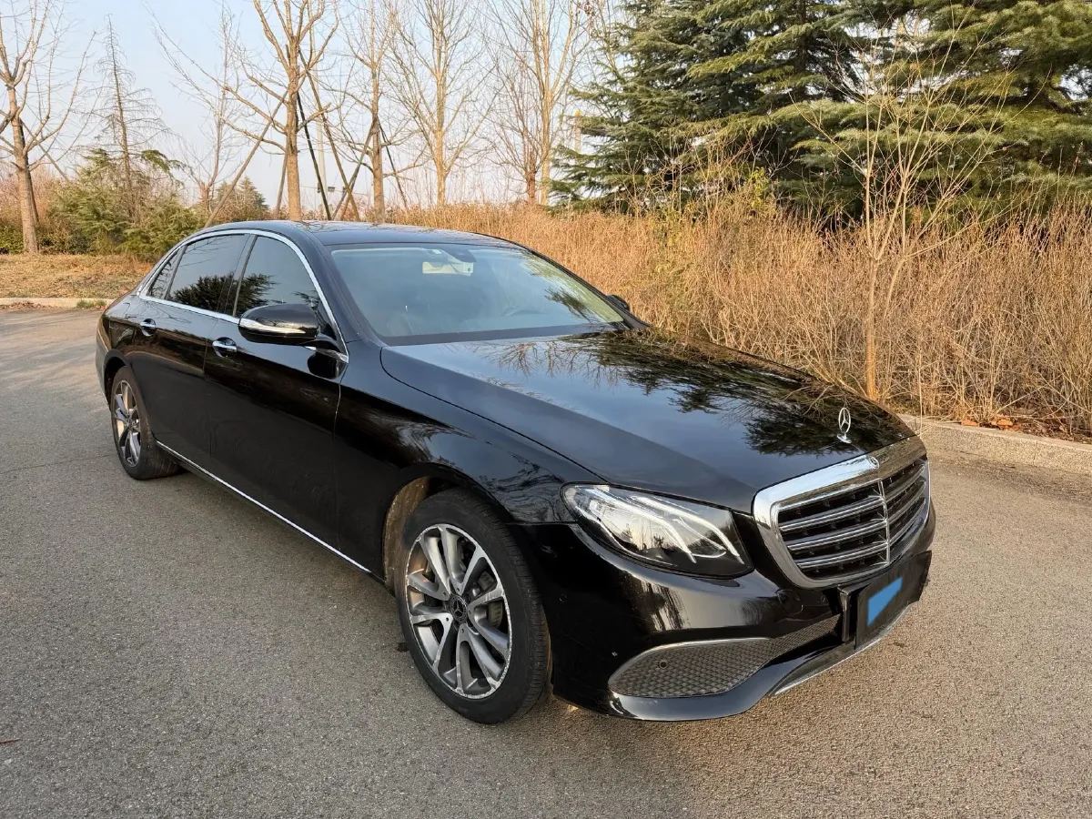 2020 Mercedes-Benz E Class 1.5T 184HP L4 9AT,autocango,china used car exporter,china ev exporter,chinese used car exporter,chinese used ev exporter