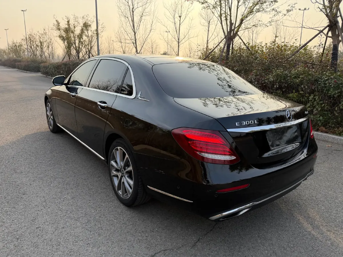 2020 Mercedes-Benz E Class 1.5T 184HP L4 9AT,autocango,china used car exporter,china ev exporter,chinese used car exporter,chinese used ev exporter
