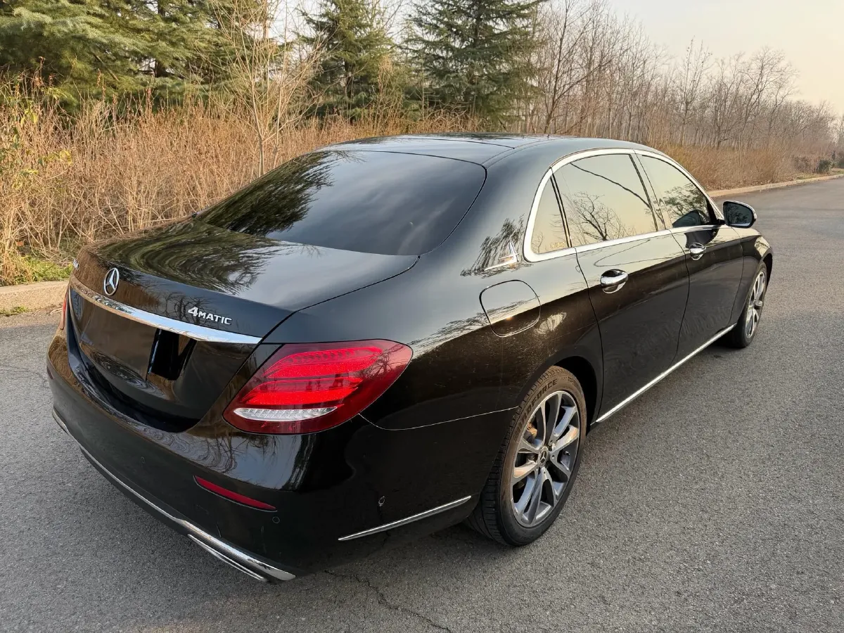 2020 Mercedes-Benz E Class 1.5T 184HP L4 9AT,autocango,china used car exporter,china ev exporter,chinese used car exporter,chinese used ev exporter