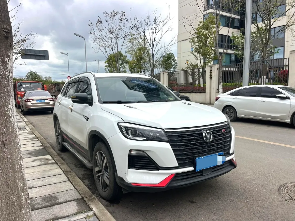 2022 ChangAn CS75 1.5T 180HP L4 7DCT,autocango,china used car exporter,china ev exporter,chinese used car exporter,chinese used ev exporter