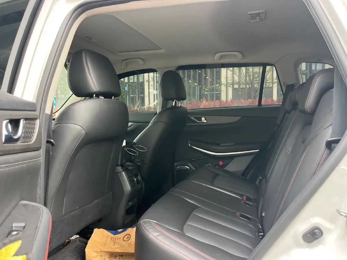 2022 ChangAn CS75 1.5T 180HP L4 7DCT,autocango,china used car exporter,china ev exporter,chinese used car exporter,chinese used ev exporter