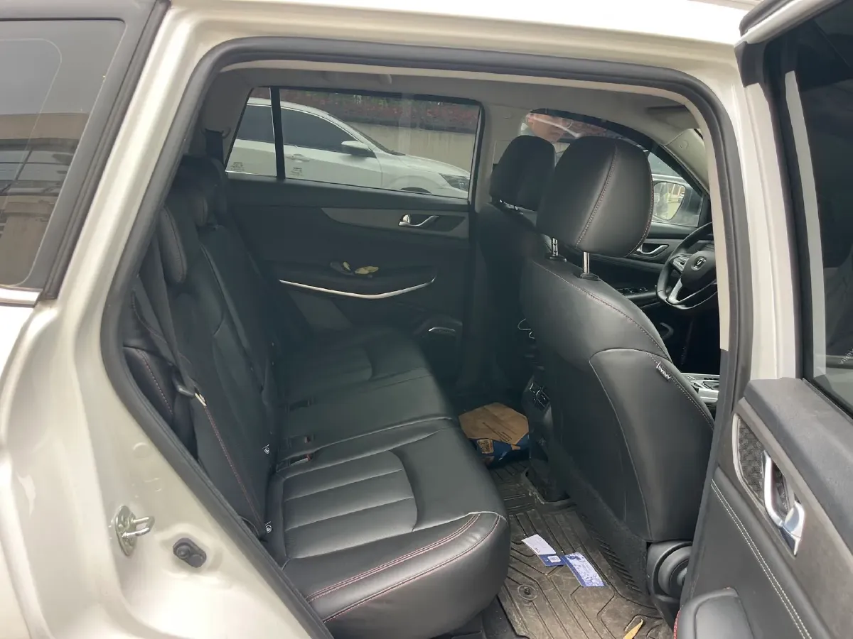 2022 ChangAn CS75 1.5T 180HP L4 7DCT,autocango,china used car exporter,china ev exporter,chinese used car exporter,chinese used ev exporter