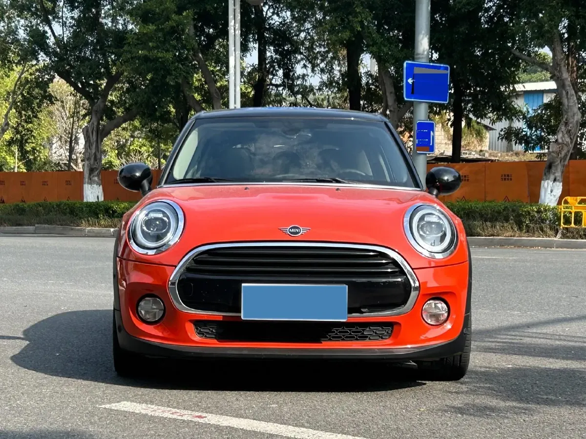 2018 MINI MINI 1.5T 136HP L3 6AT,autocango,china used car exporter,china ev exporter,chinese used car exporter,chinese used ev exporter