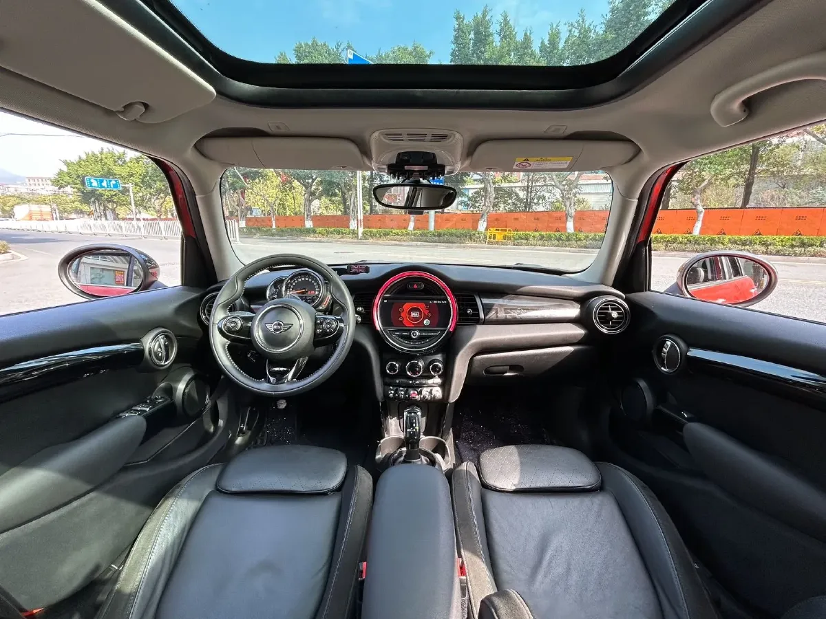 2018 MINI MINI 1.5T 136HP L3 6AT,autocango,china used car exporter,china ev exporter,chinese used car exporter,chinese used ev exporter