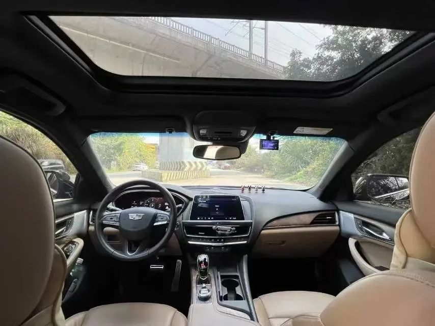 2022 Cadillac CT5 2.0T 237HP L4 10AT,autocango,china used car exporter,china ev exporter,chinese used car exporter,chinese used ev exporter